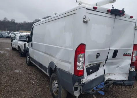 2018 Ram Promaster 1500 Low Roof 136 Wb z USA, uszkodzony, nr VIN 3C6TRVAG8JE145170